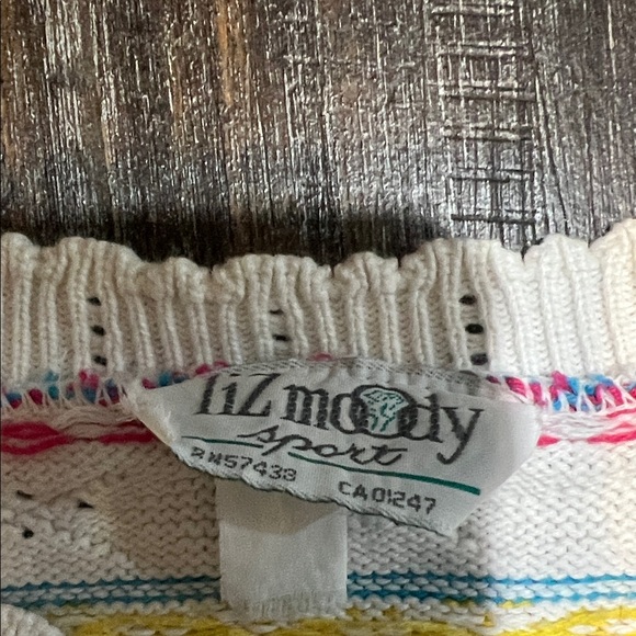 Vintage 1980’s Granny Colorful Patterned Cardigan - Picture 3 of 8